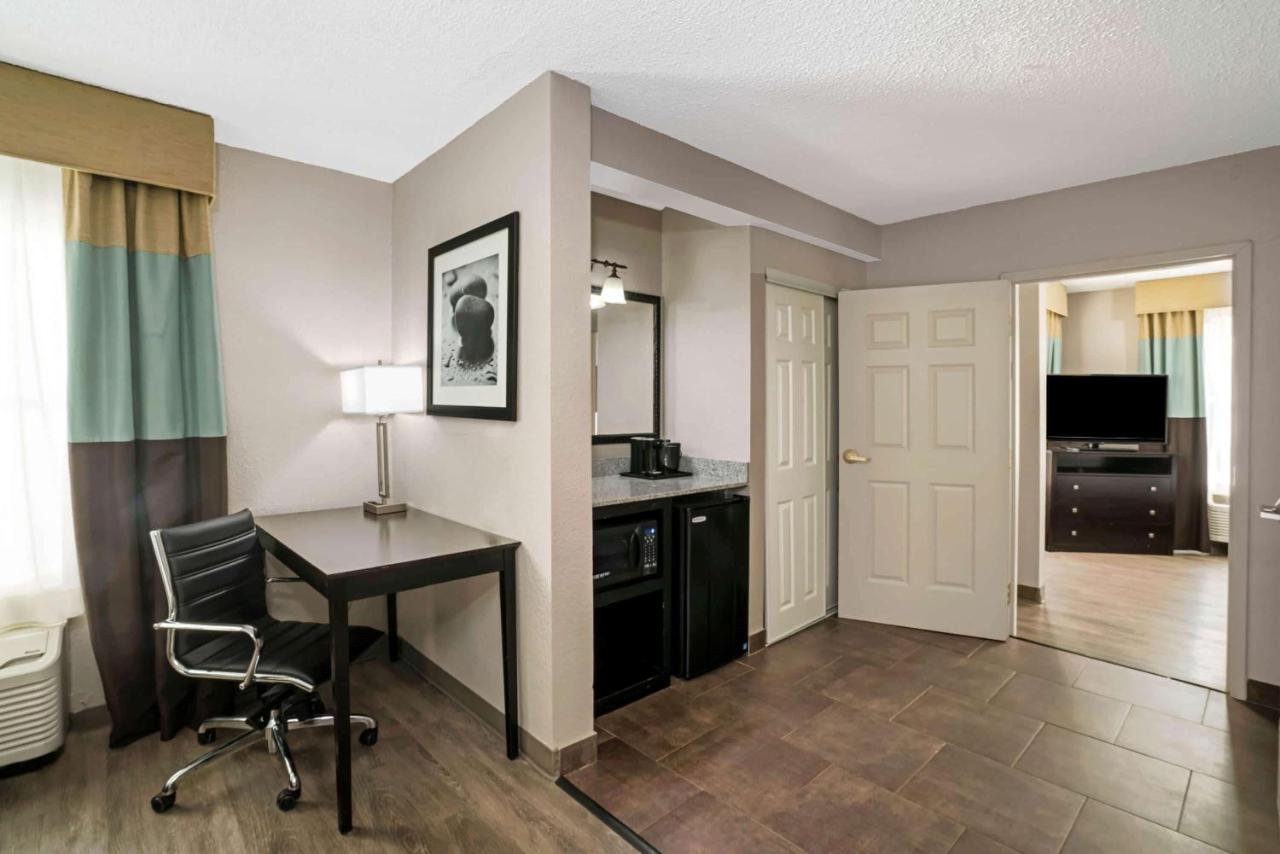 Suite with Two King Beds - Non-Smoking at La Quinta Inn & Suites by Wyndham Lebanon