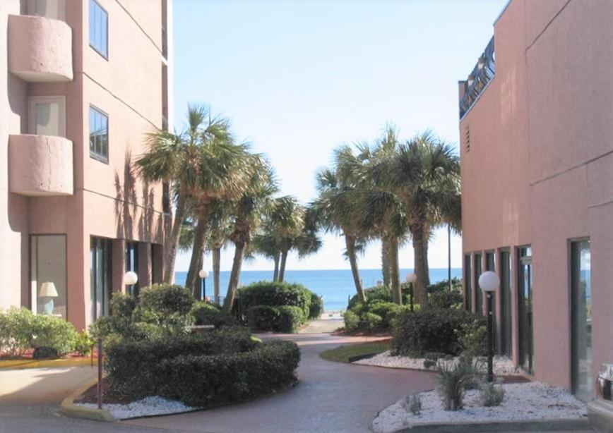 | Suites at the Beach