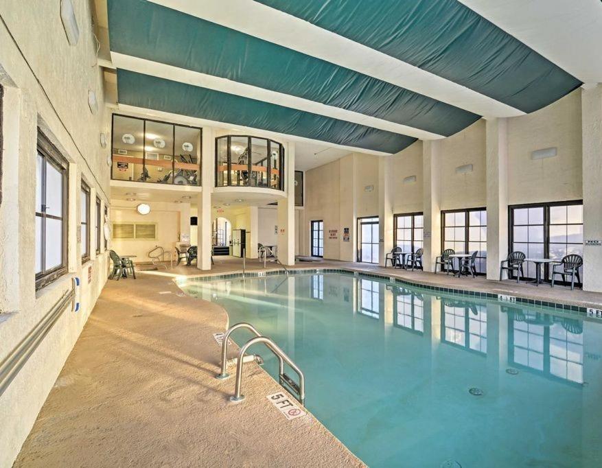 | Suites at the Beach