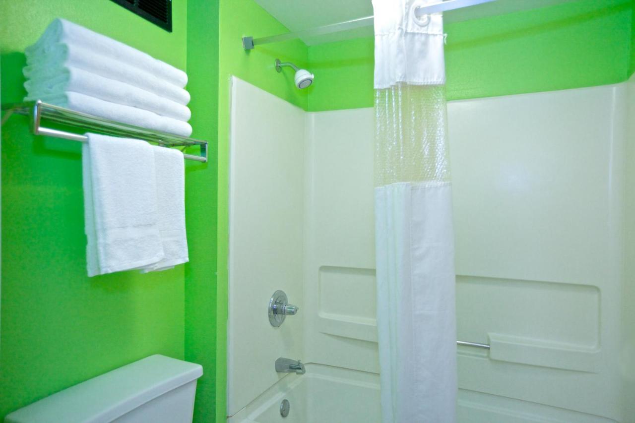 Double Room with Two Double Beds - Smoking at Days Inn by Wyndham Acworth