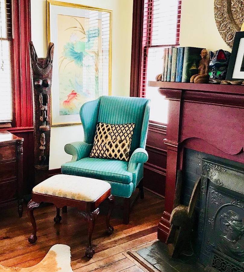 | Elmwood 1820 Bed & Breakfast Inn
