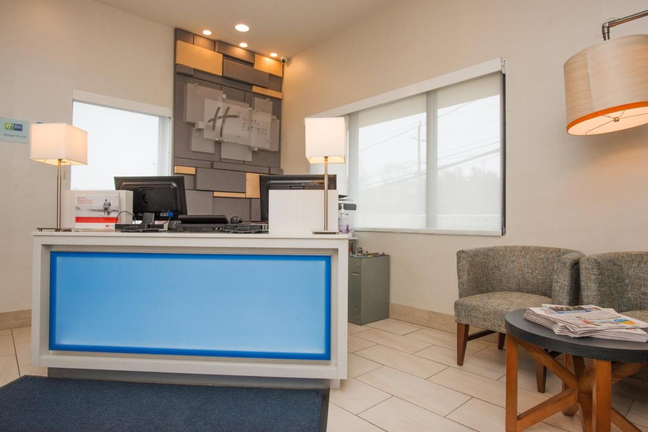| Holiday Inn Express Roslyn, an IHG Hotel