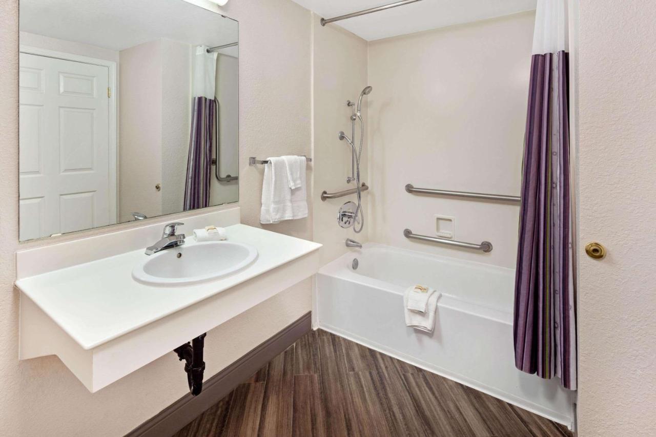 | La Quinta Inn by Wyndham Ventura