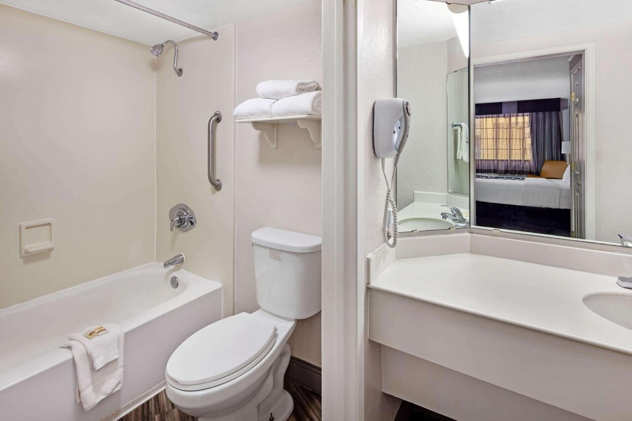 | La Quinta Inn by Wyndham Ventura