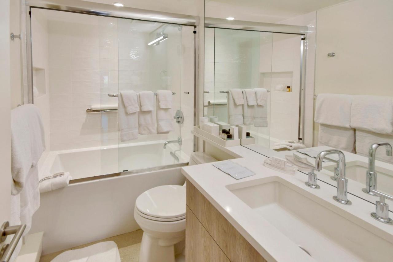 | Aspen Square Condominium Hotel