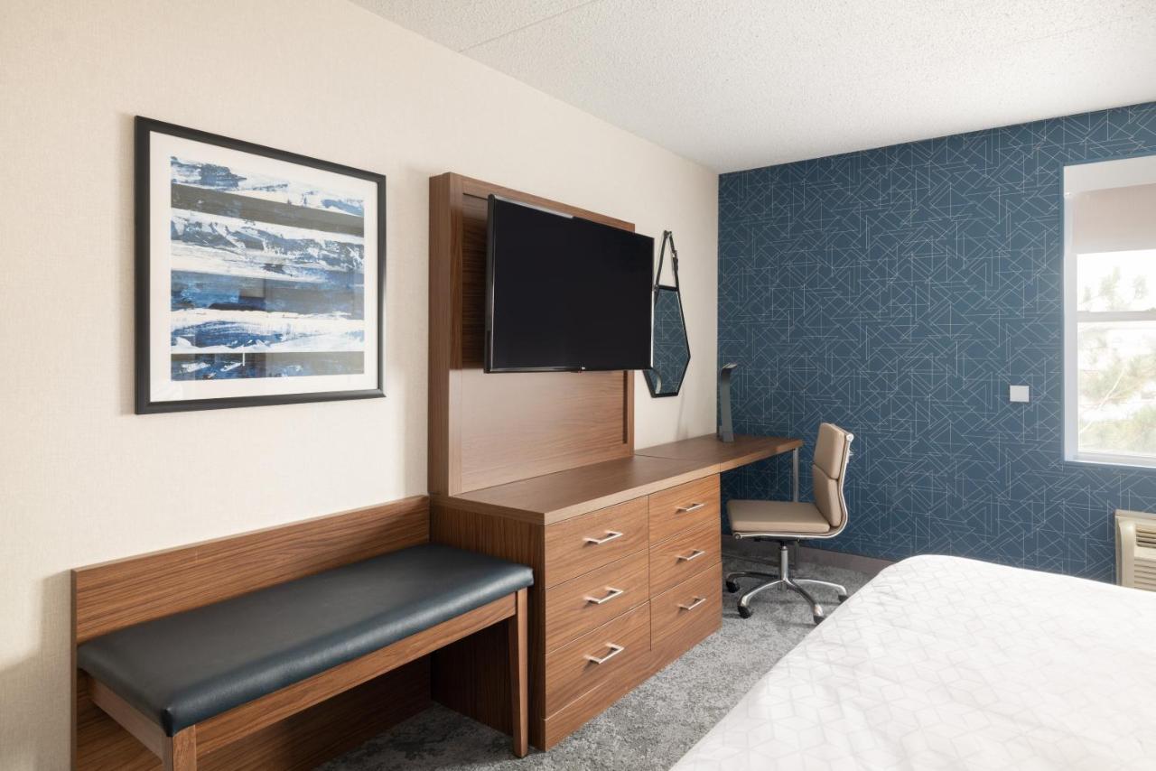 King Room - Disability Access at Holiday Inn Express & Suites Boston - Cambridge by IHG