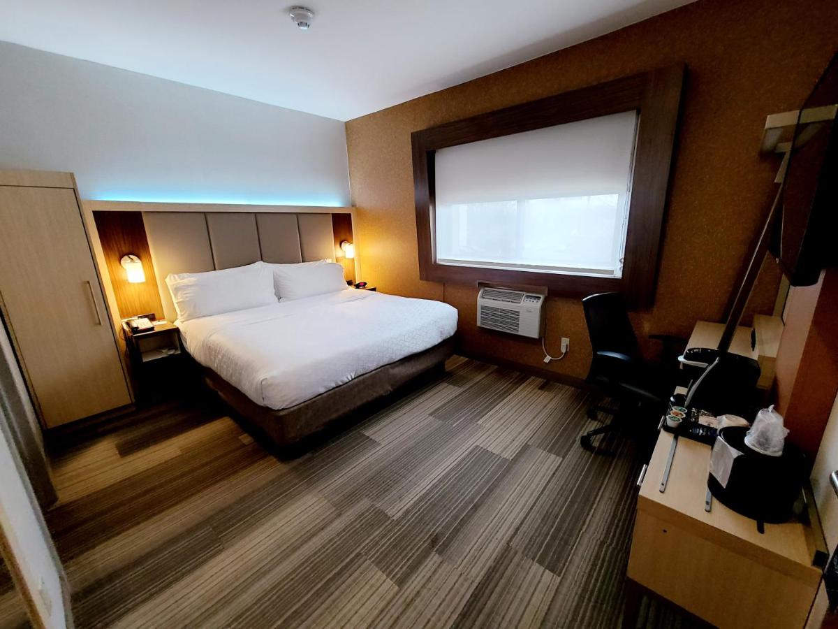 | Holiday Inn Express Roslyn, an IHG Hotel