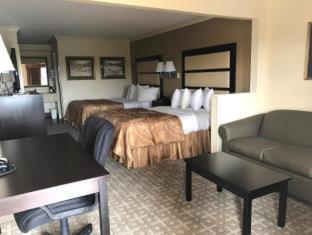 Room #33446124 at Best Western Inn & Suites