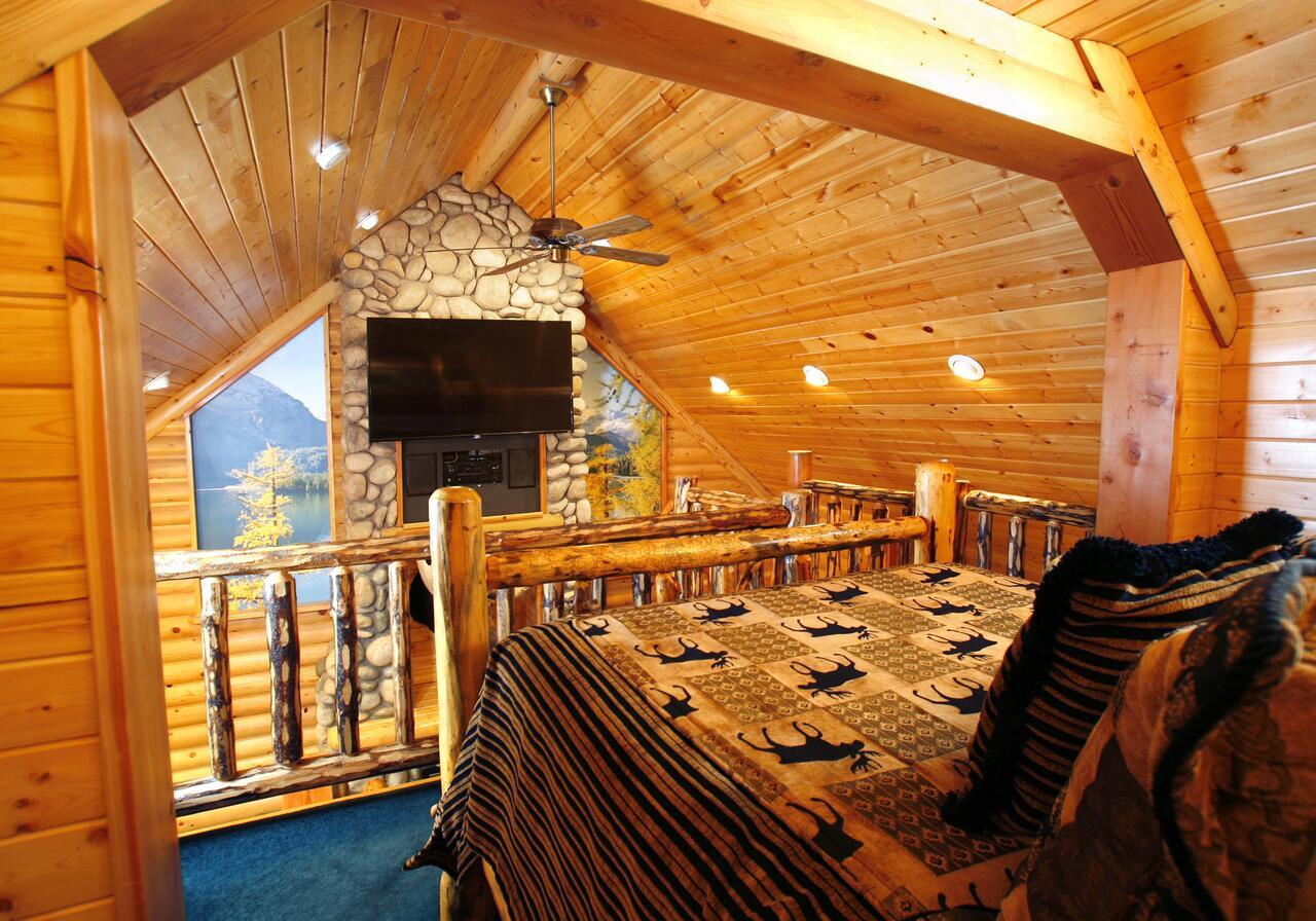  | Black Swan Inn Luxurious Theme Rooms