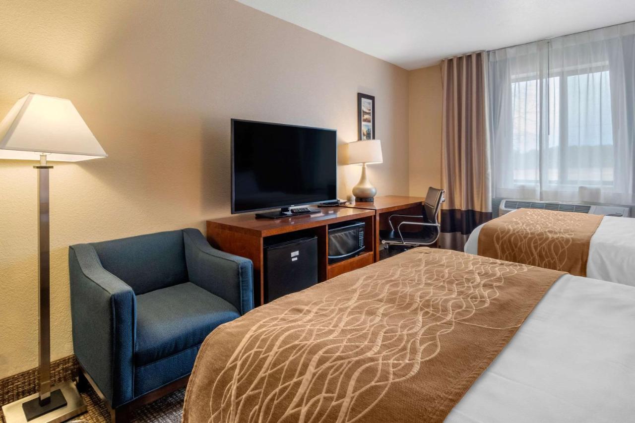 Double Room with Two Double Beds - Non-Smoking at Comfort Inn & Suites South Hill I-85