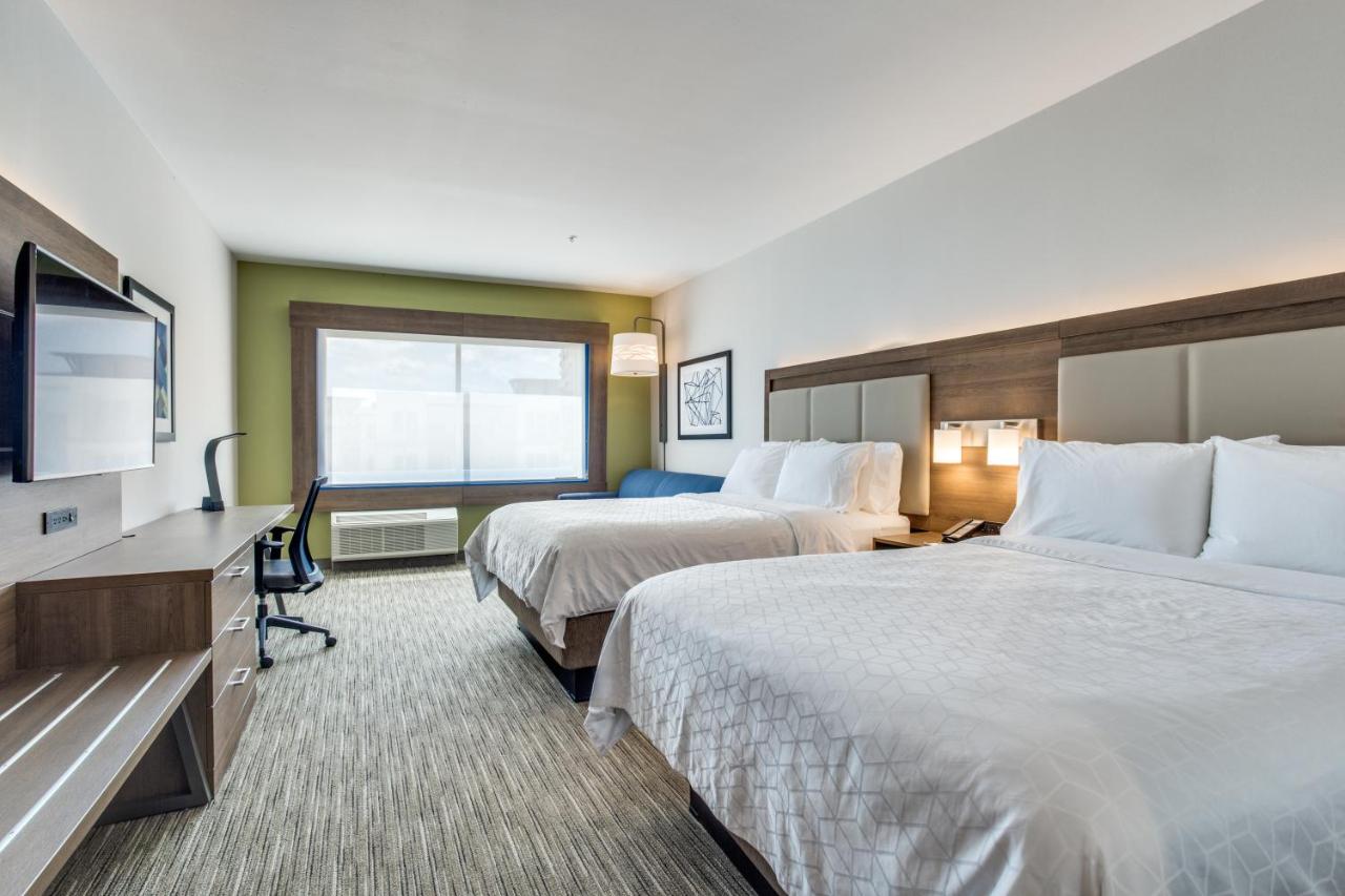  | Holiday Inn Express And Suites Denton South, an IHG Hotel