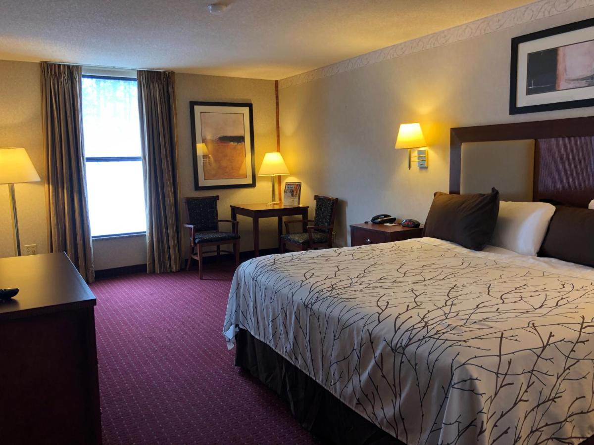| Mineral Palace Hotel & Gaming