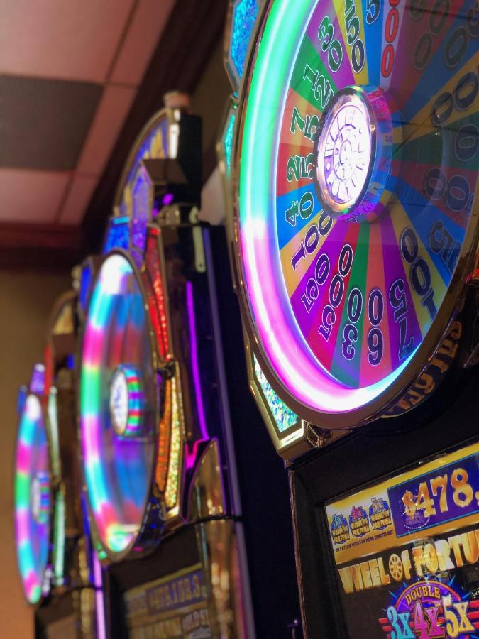 | Mineral Palace Hotel & Gaming