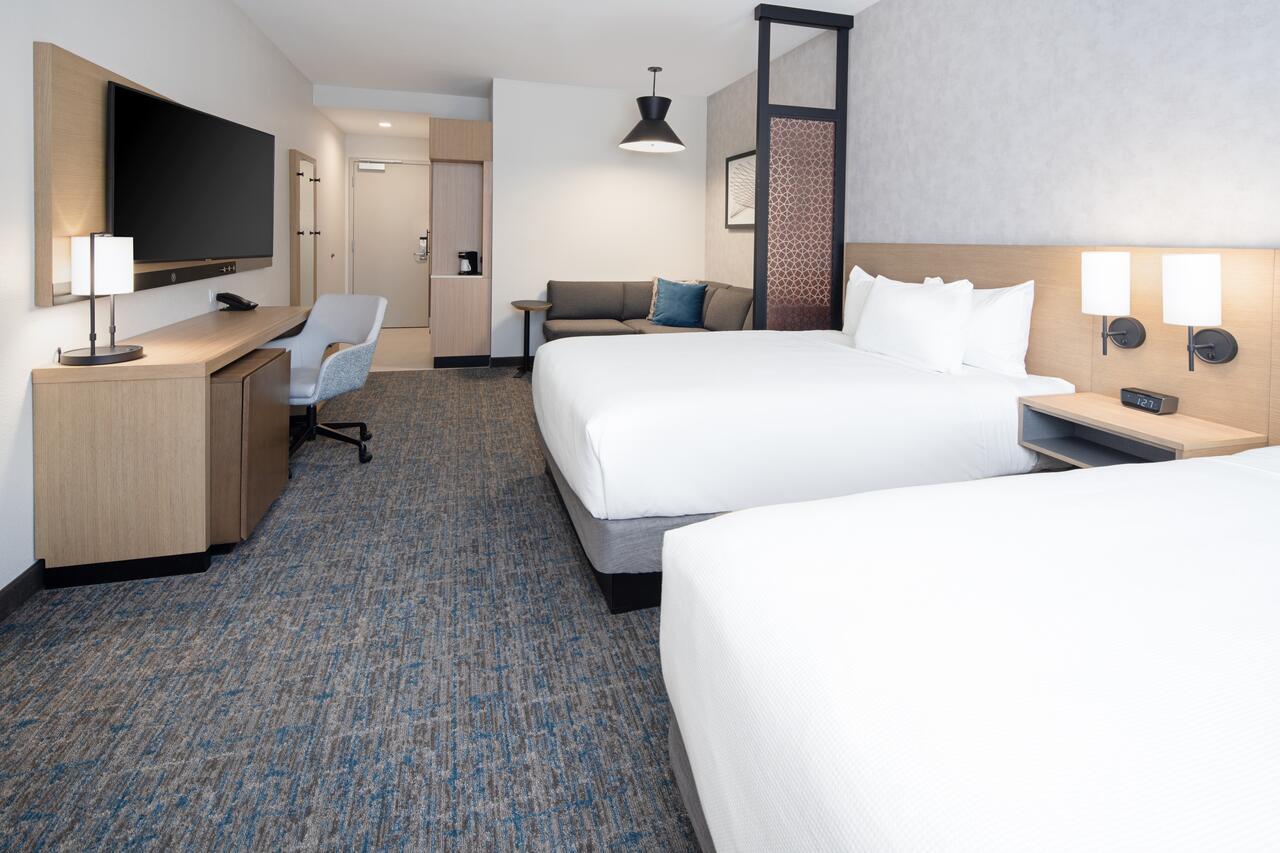 Queen Room - Disability Access at Hyatt Place Bakersfield
