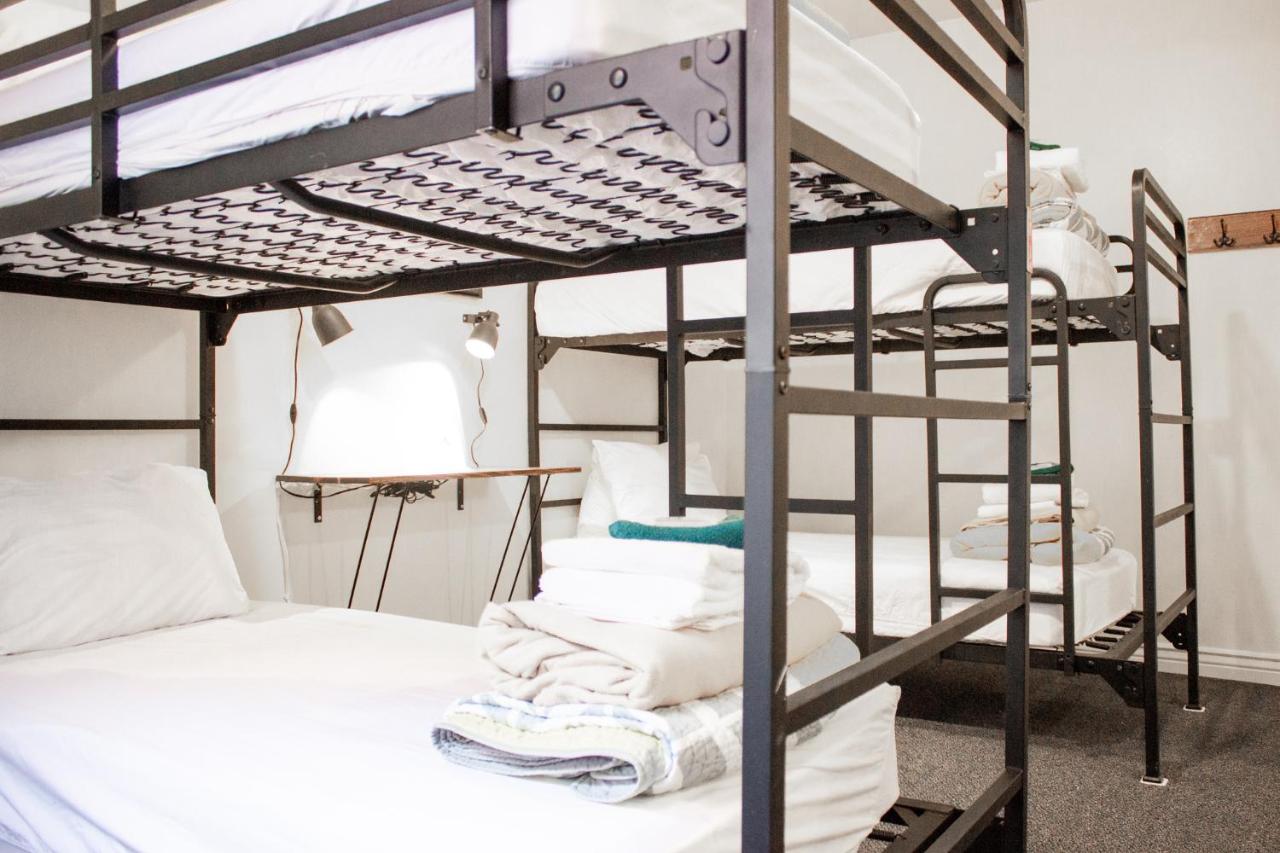 | 11th Avenue Hostel