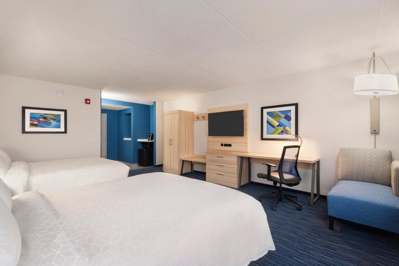 | Holiday Inn Express Dumfries-Quantico, an IHG Hotel