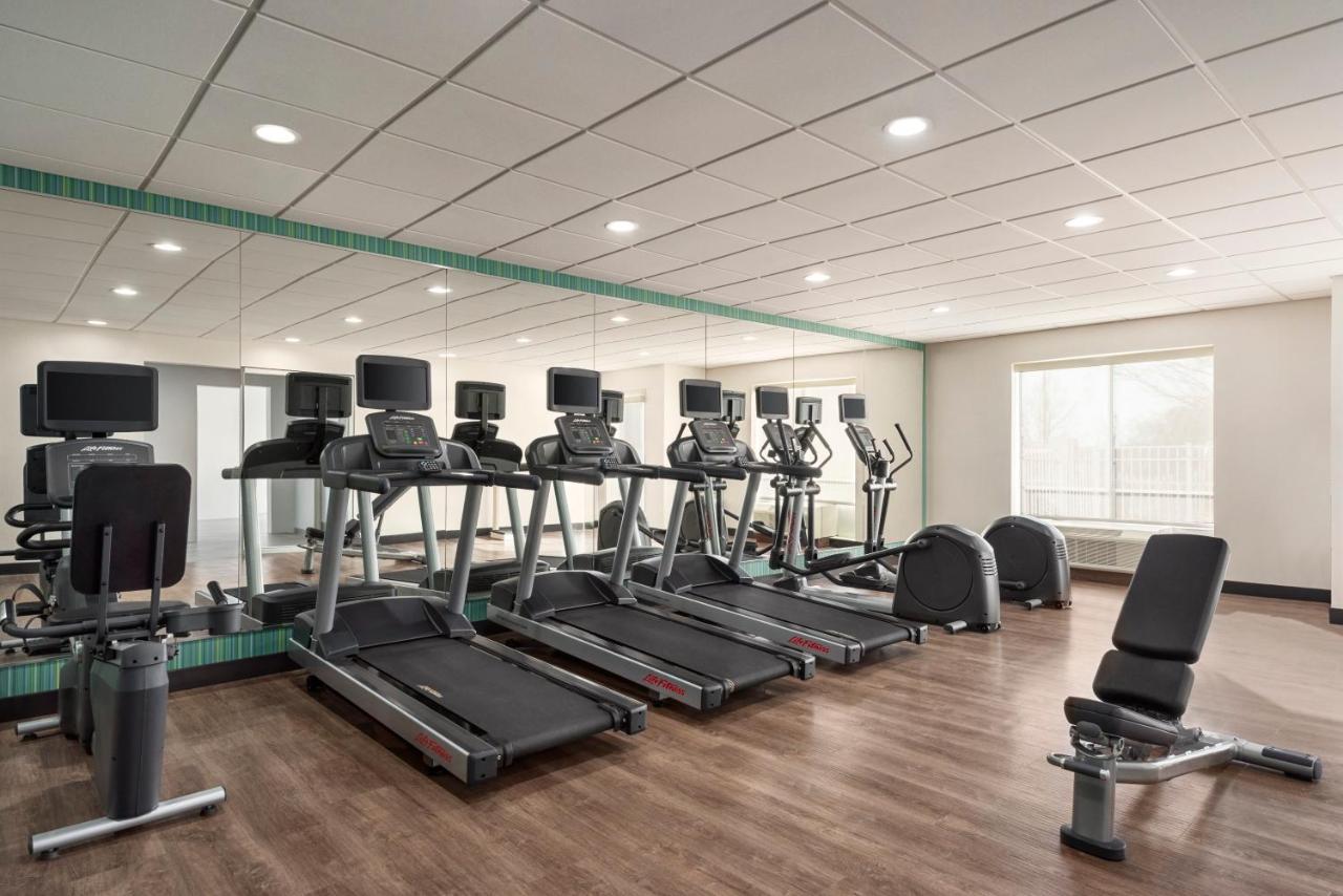| Holiday Inn Express Dumfries-Quantico, an IHG Hotel