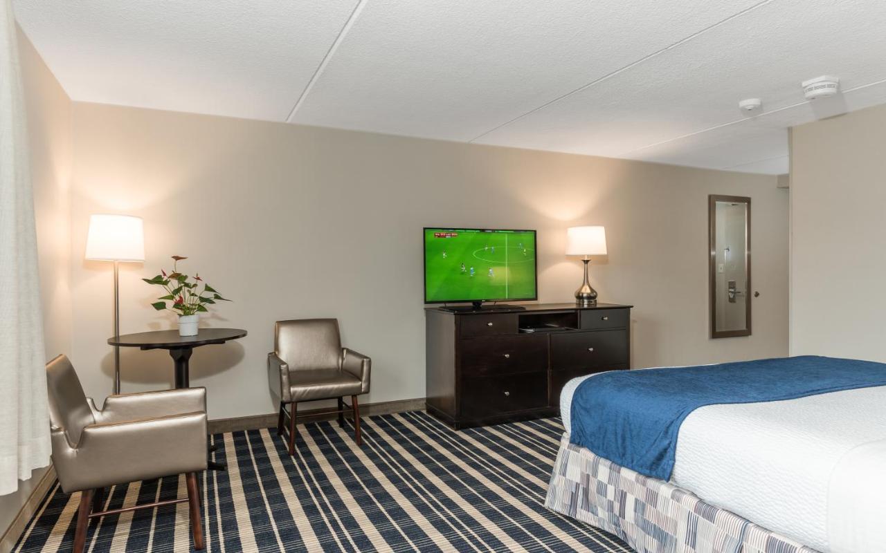 | Rockport Inn and Suites