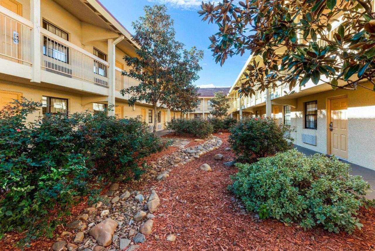 | La Quinta Inn by Wyndham Bossier City
