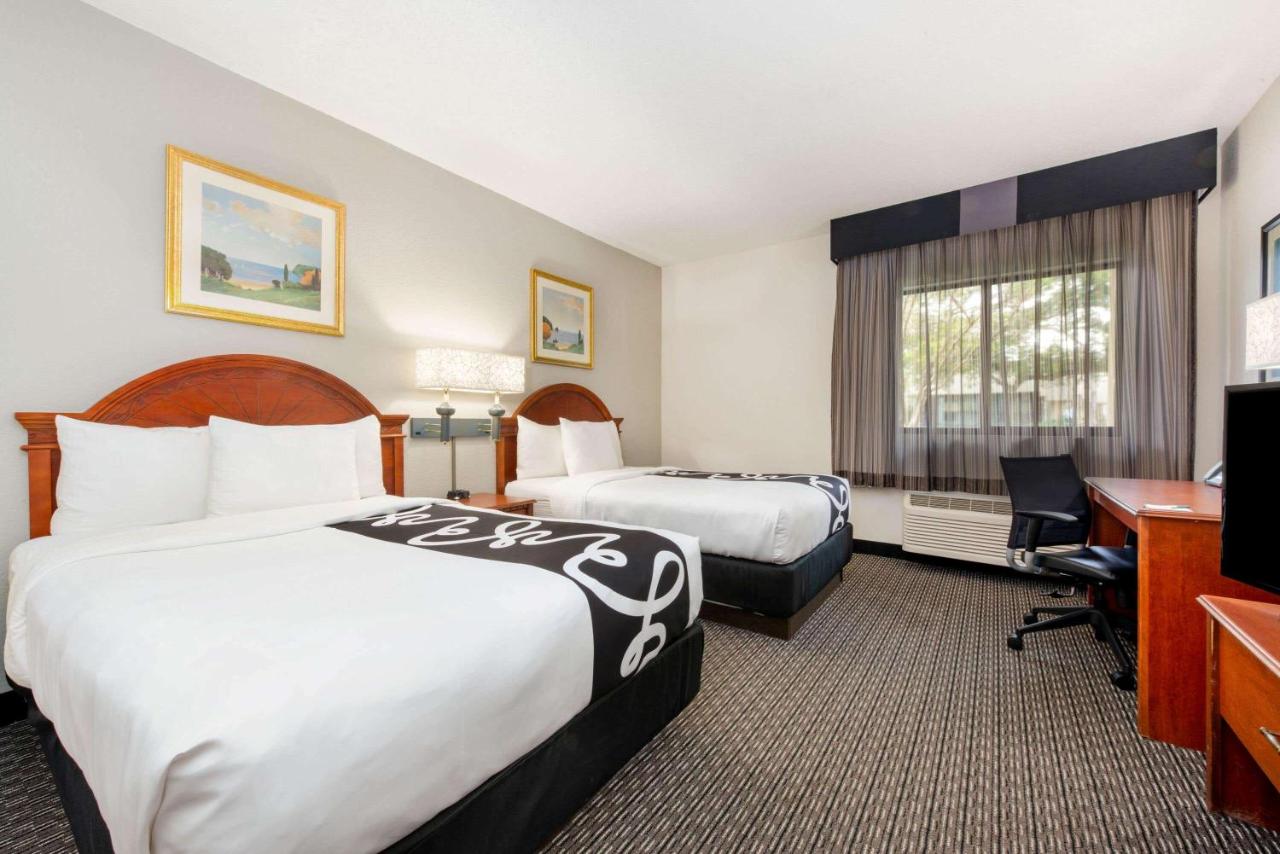 Double Room with Two Double Beds at La Quinta Inn by Wyndham Ft. Lauderdale Tamarac East