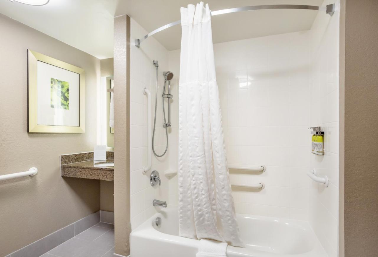  | Staybridge Suites Chesapeake, an IHG Hotel