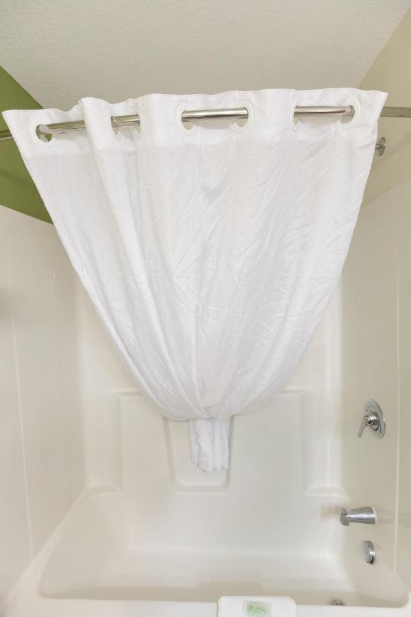 King Suite - Non-Smoking at Sleep Inn & Suites Pleasant Hill - Des Moines