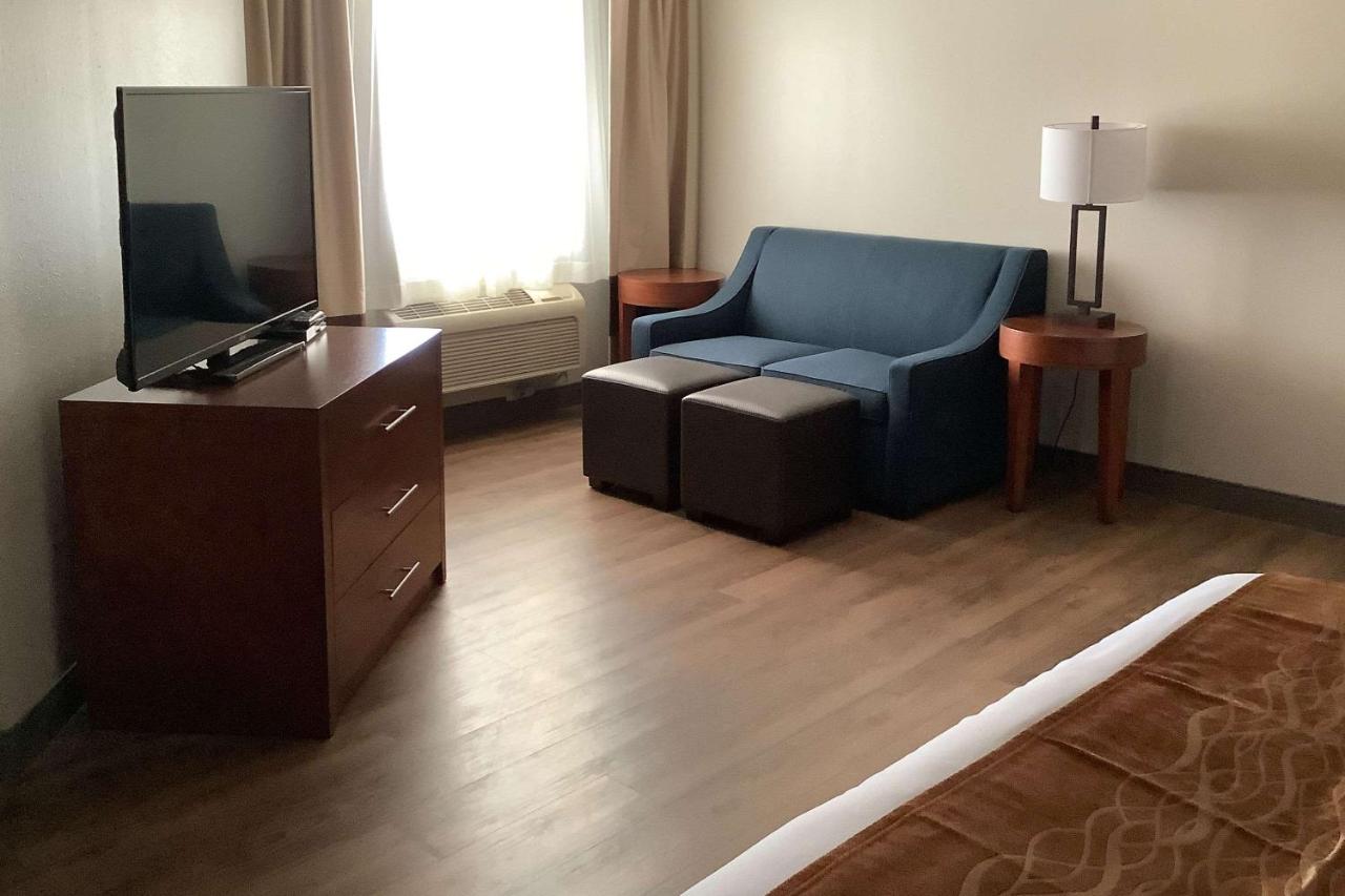 Efficiency Queen Suite with Two Queen Beds - Accessible/Non-Smoking at Comfort Inn & Suites