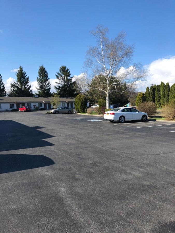 | Americas Best Value Inn