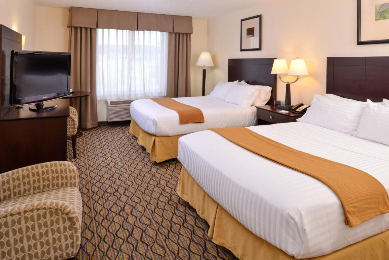 | Holiday Inn Express St. Croix Valley, an IHG Hotel
