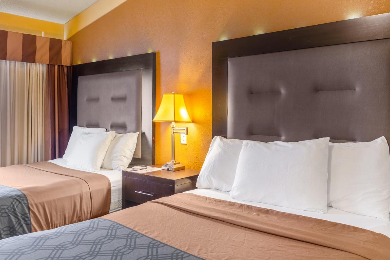 Double Room with Two Double Beds - Smoking at Econo Lodge Clarks Summit - Scranton