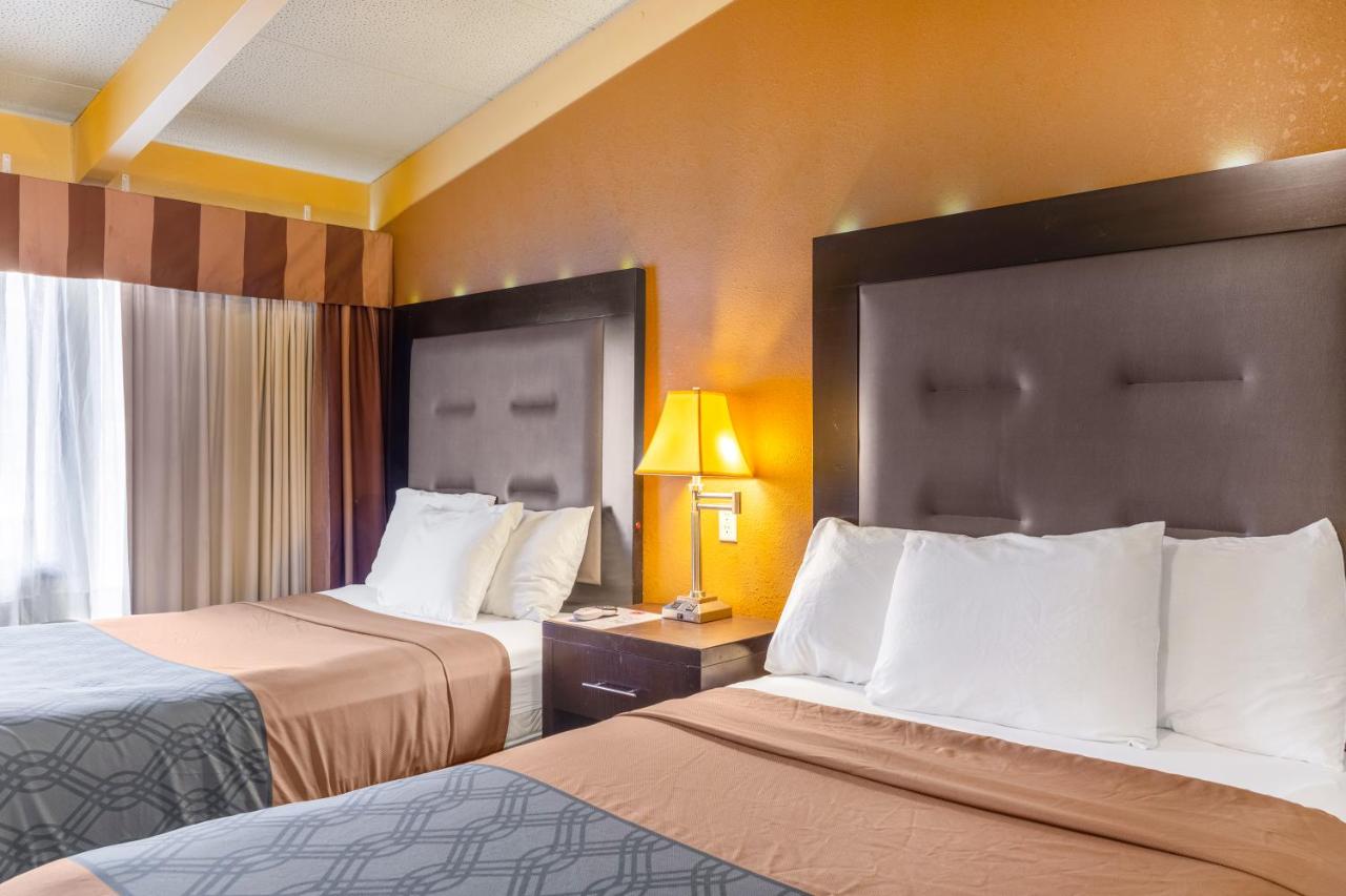 Double Room with Two Double Beds - Smoking at Econo Lodge Clarks Summit - Scranton
