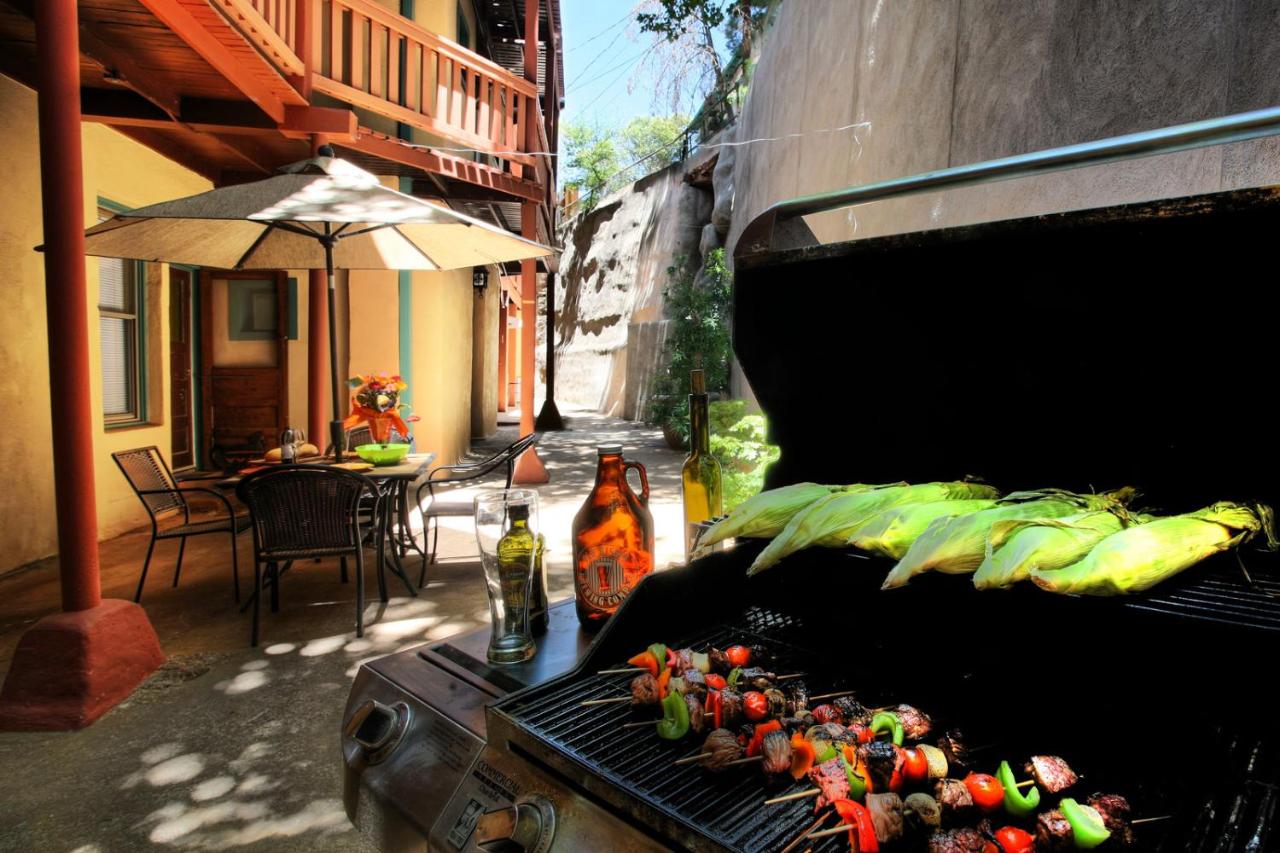 | Eldorado Suites Hotel