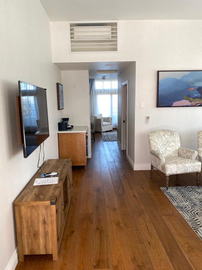 ADA King Suite with Balcony at Zane Grey Pueblo Hotel