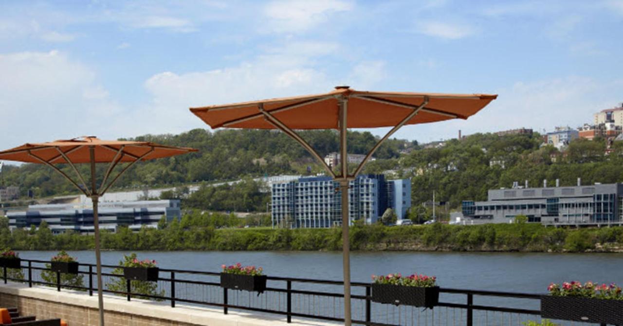 King Studio with Riverview at HYATT house Pittsburgh-South Side