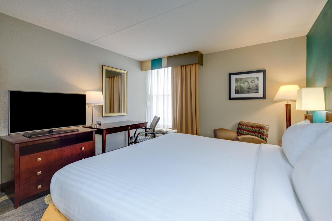  | Holiday Inn Express Washington DC East- Andrews AFB, an IHG Hotel