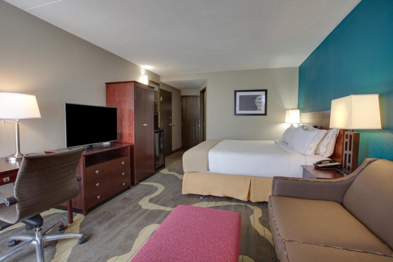  | Holiday Inn Express Washington DC East- Andrews AFB, an IHG Hotel