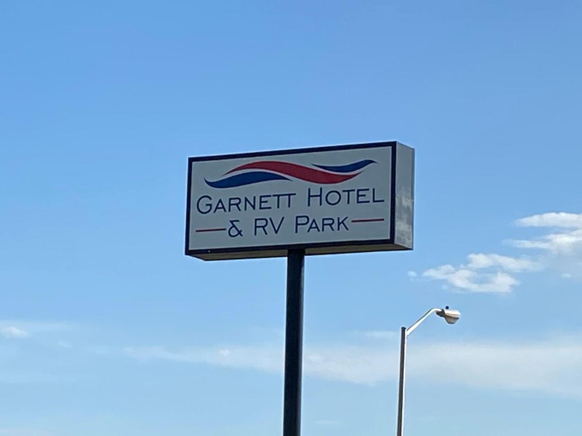 | Garnett Hotel & RV Park