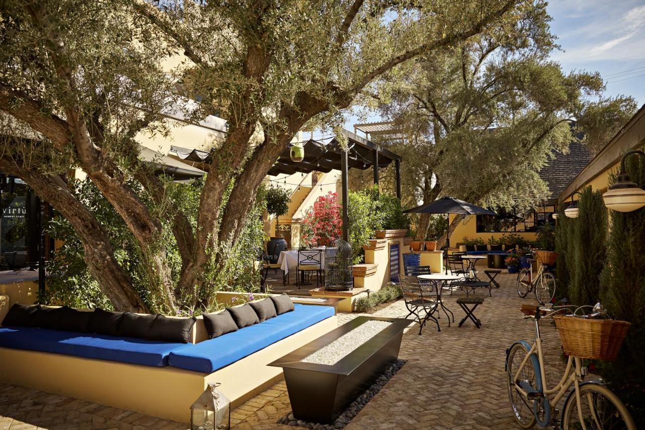  | Bespoke Inn Scottsdale