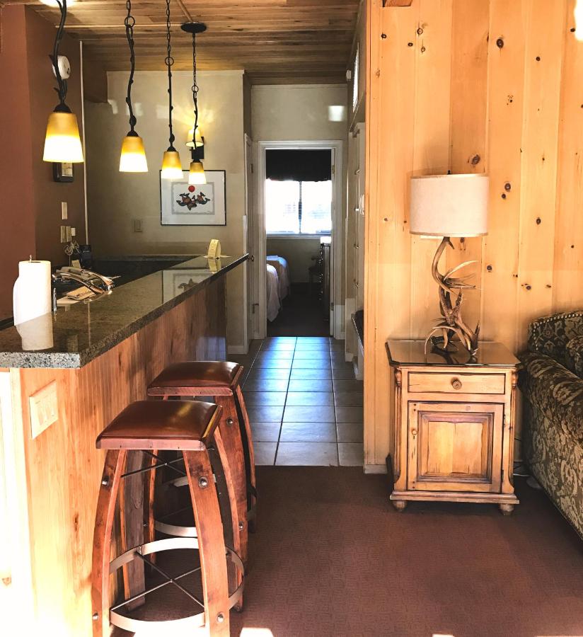 | Aspen Square Condominium Hotel