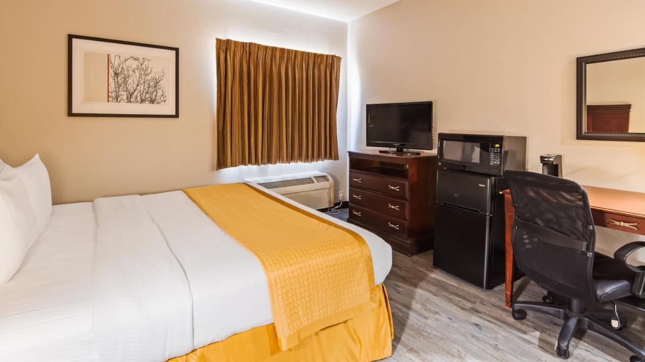 King Room at SureStay Hotel by Best Western Orange