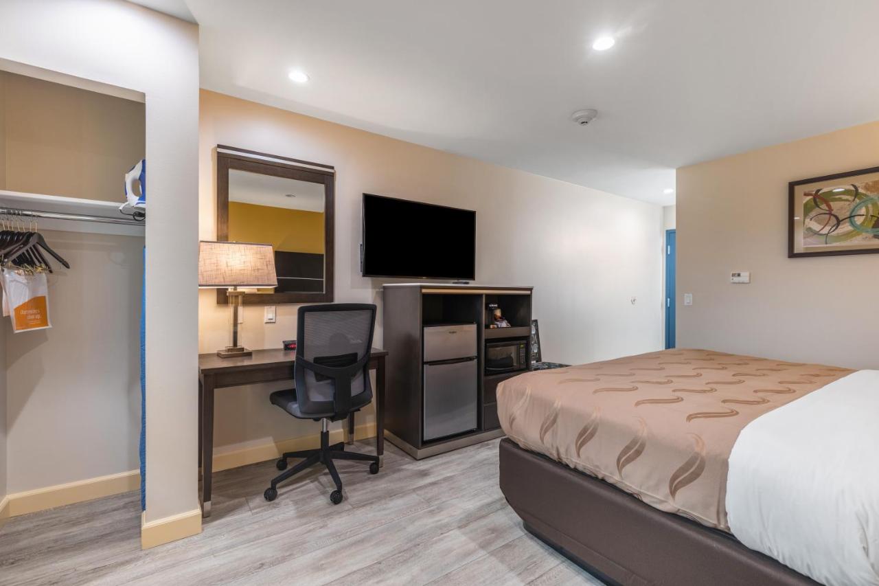 Standard King Room - Non-Smoking at Quality Inn Banning I-10