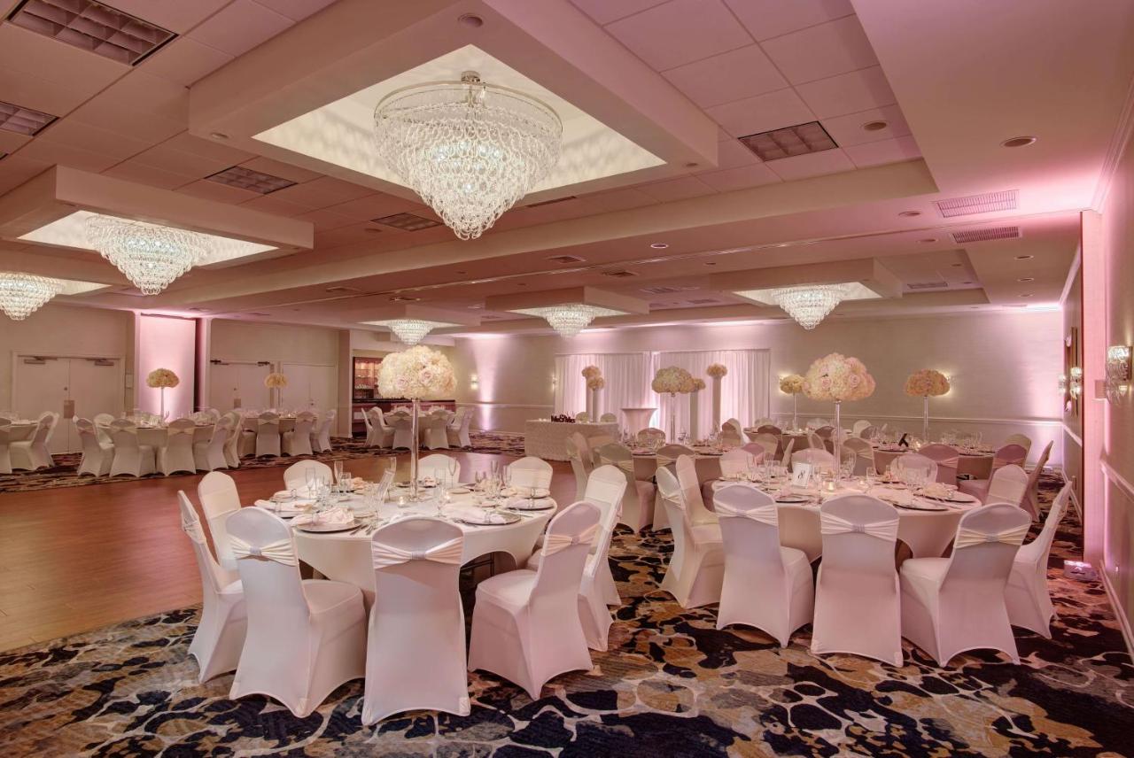 | Days Hotel by Wyndham Toms River Jersey Shore