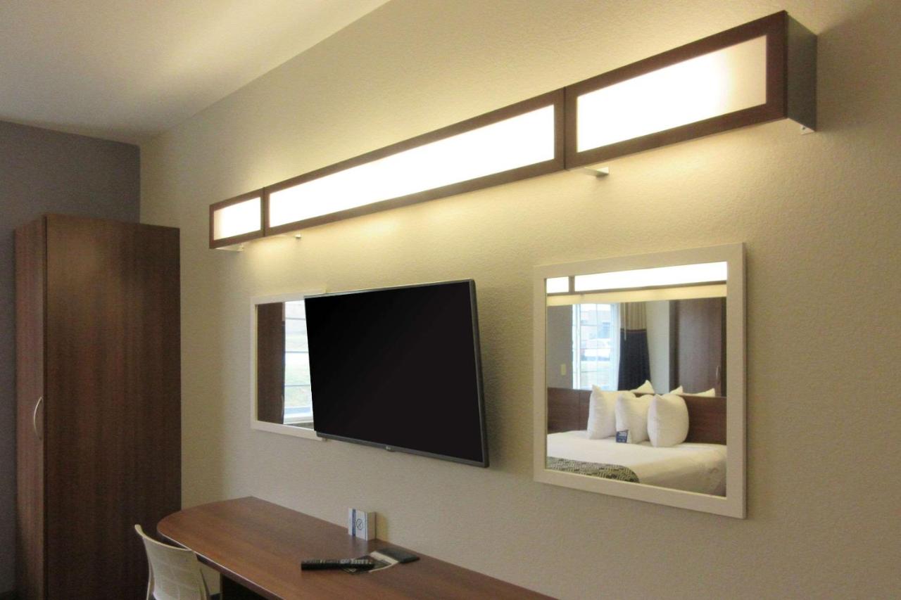 Queen Suite with Sofa Bed - Non-Smoking at Quality Inn & Suites Caldwell I-77