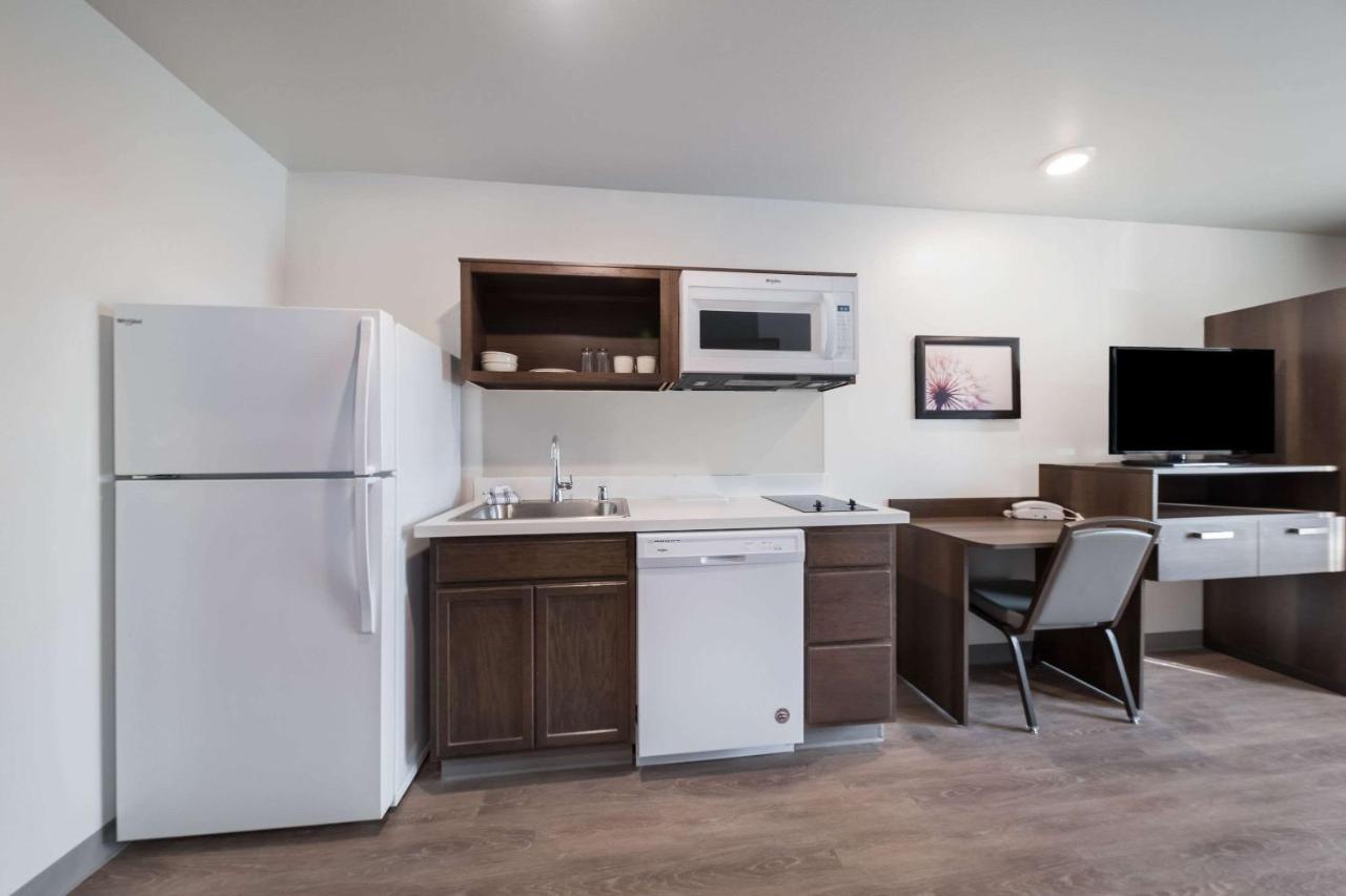 Queen Room - Accessible/Non-Smoking at WoodSpring Suites Dallas Plano Central Legacy Drive