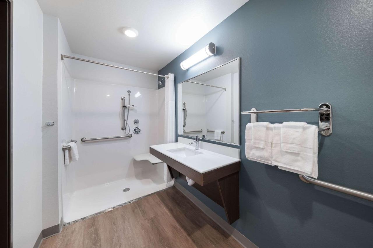 Queen Room - Accessible/Non-Smoking at WoodSpring Suites Dallas Plano Central Legacy Drive