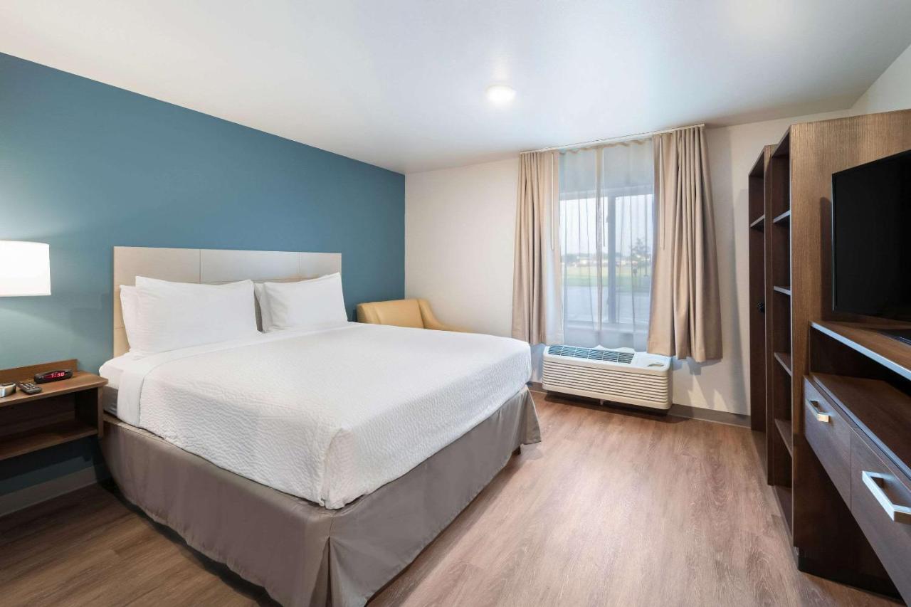 Standard Queen Room - Non-Smoking at WoodSpring Suites Dallas Plano Central Legacy Drive
