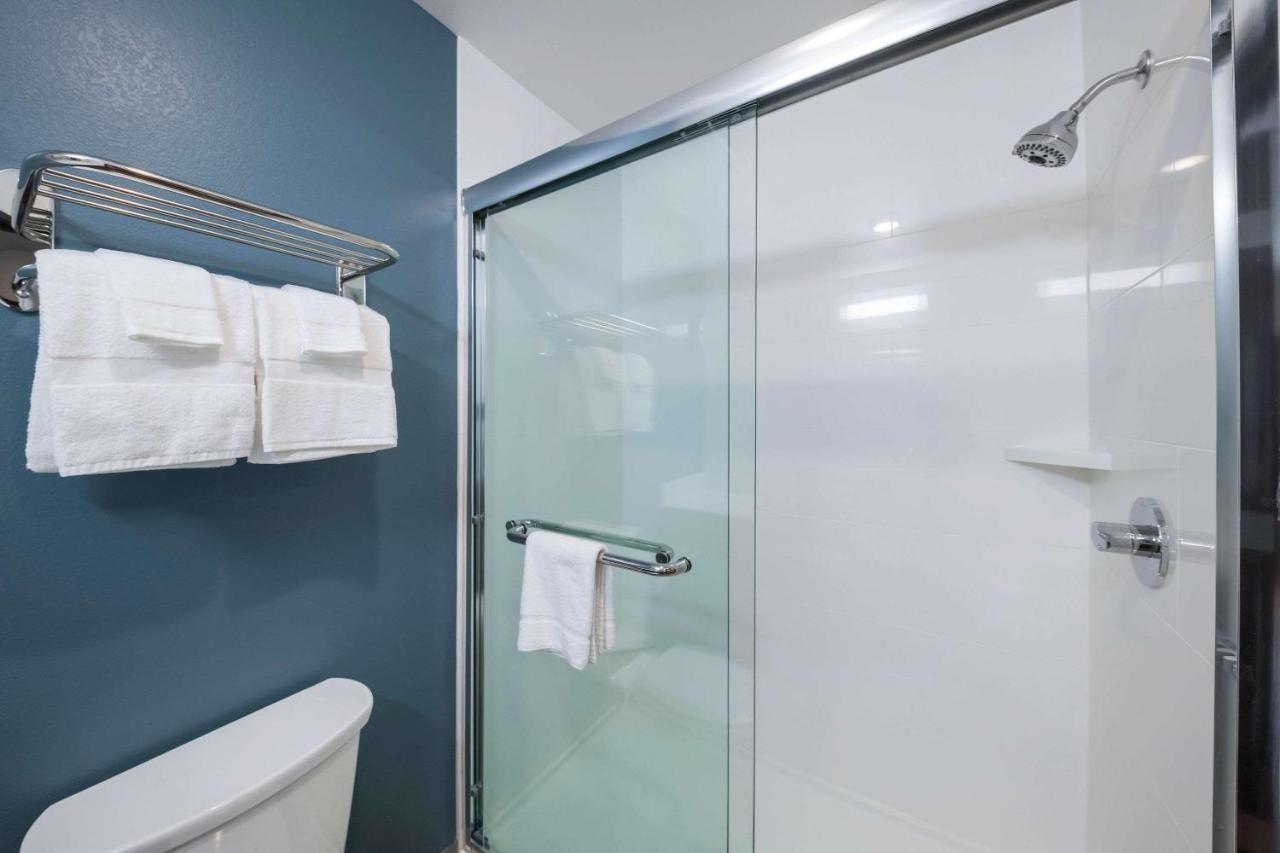 Standard Queen Room - Non-Smoking at WoodSpring Suites Dallas Plano Central Legacy Drive