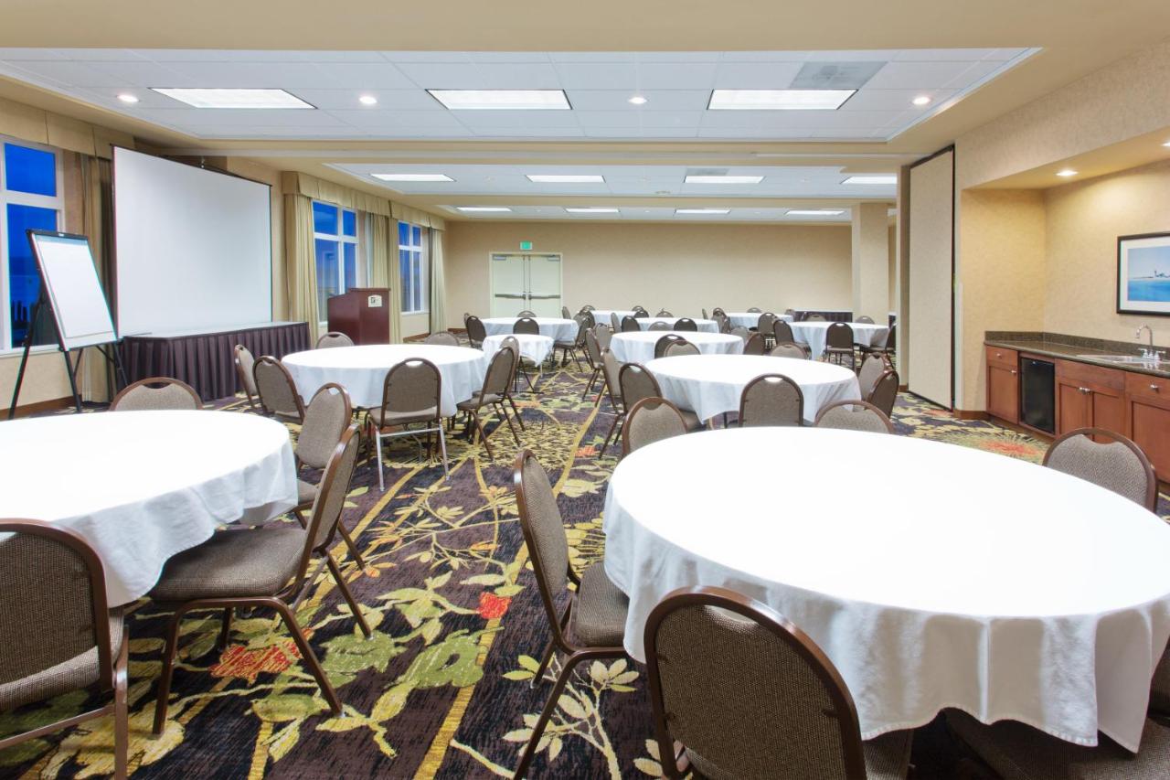  | Holiday Inn Express And Suites Astoria