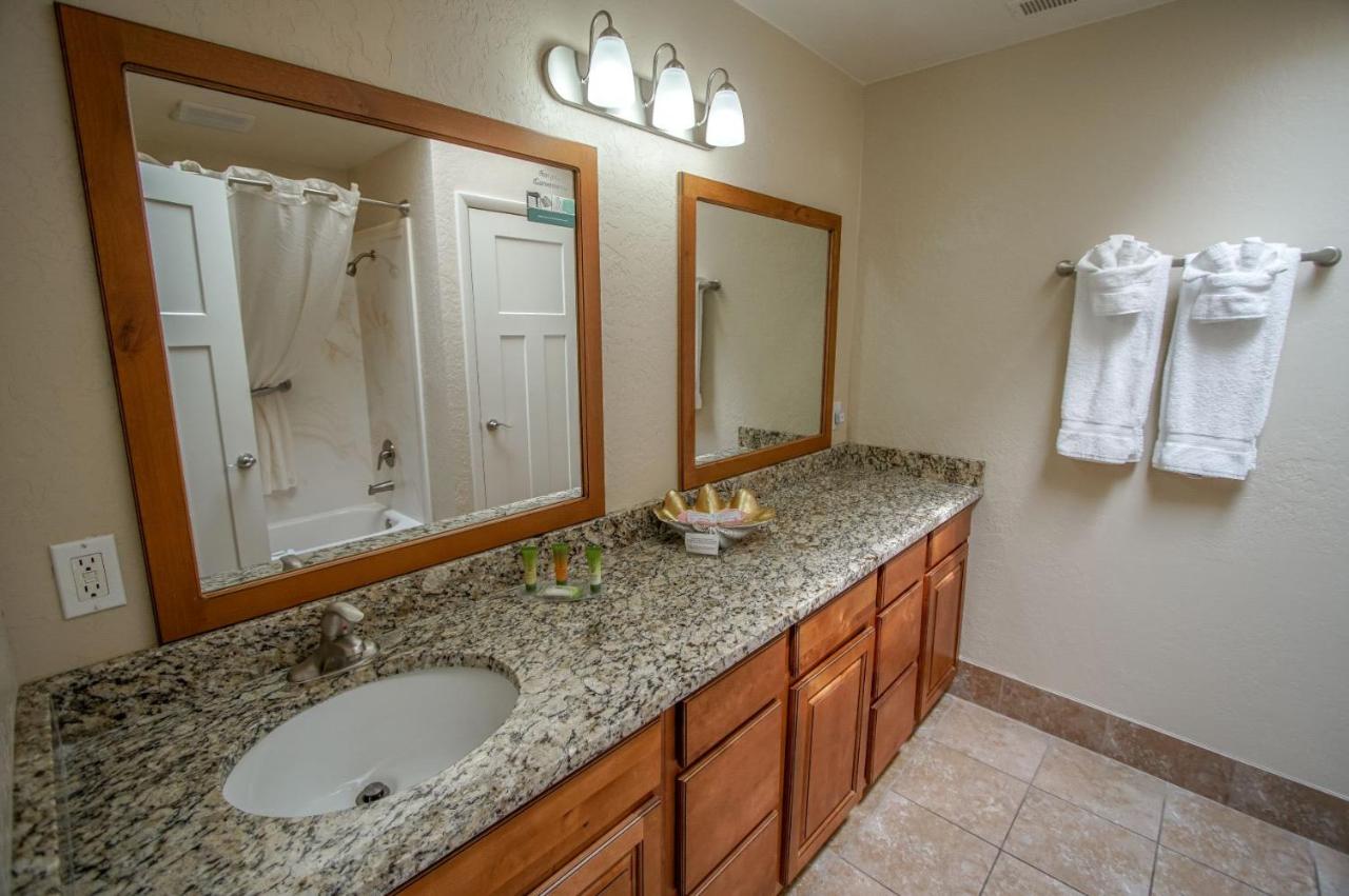 | Multi Resorts at Villas at Southgate