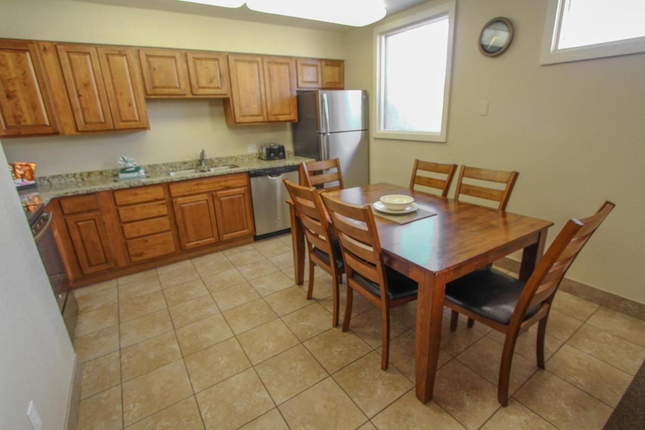 | Multi Resorts at Villas at Southgate
